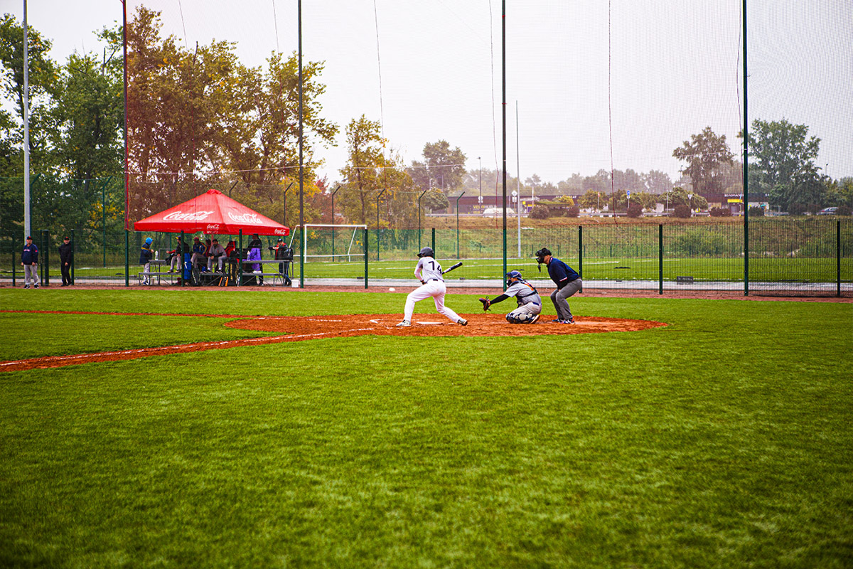 В парку Муромець відкрили бейсбольне поле!