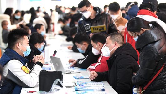 Ярмарки вакансій у Китаї після канікул з нагоди свята Весни