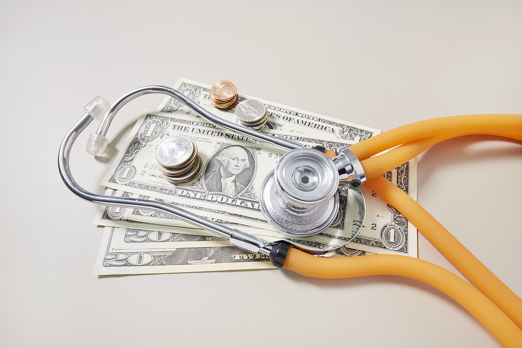 Звіт агентства США: Сполучені Штати витрачають найбільше на охорону здоров’я, але ефект — найгірший