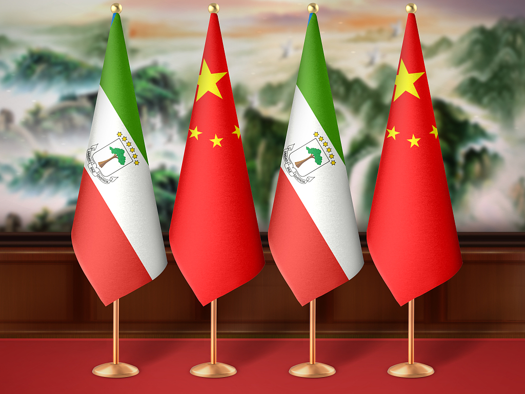 Лі Кецян направив вітальне послання новому прем’єр-міністру Екваторіальної Гвінеї Мануелі Рока Ботей