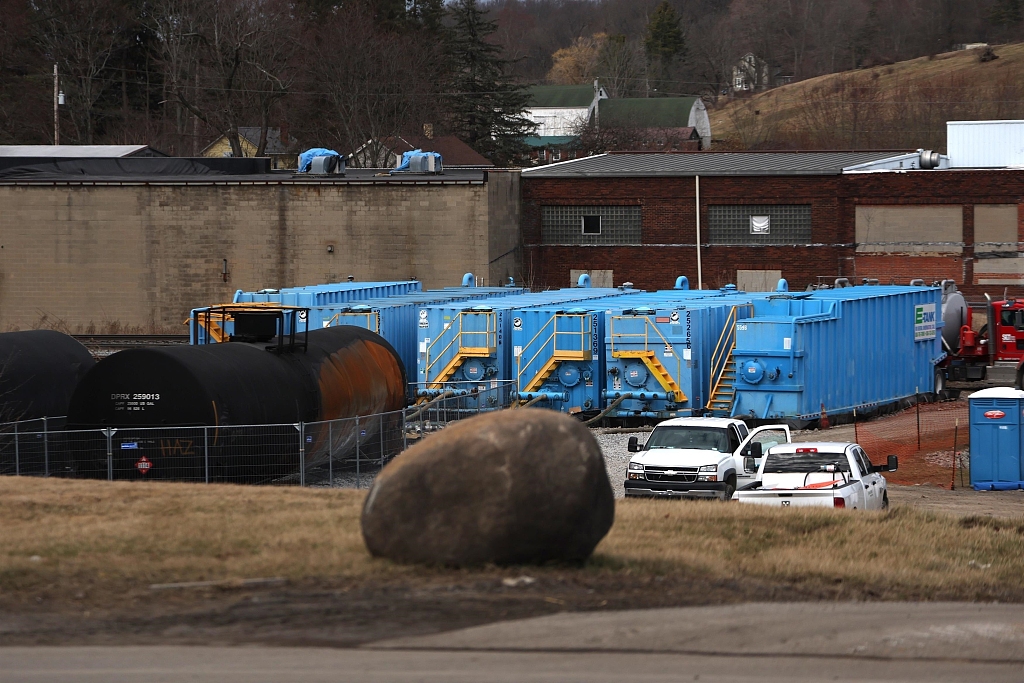 Директор агентства з охорони навколишнього середовища США: компанія, причетна до аварії поїзда в Огайо, повинна бути притягнута до відповідальності