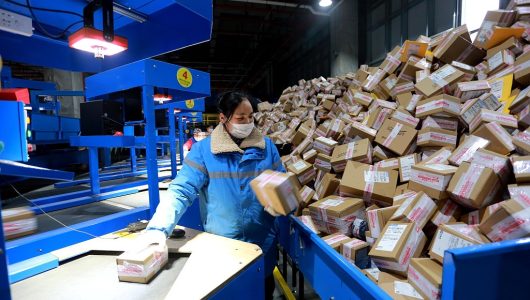 У секторі експрес-доставки Китаю спостерігалося потужне зростання обробки посилок на початку 2023 року