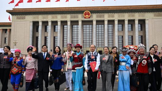 【Сесії ВЗНП і ВК НПКРК】Сі Цзіньпін закликав твердо дотримуватися принципу “народ понад усе” у новому поході