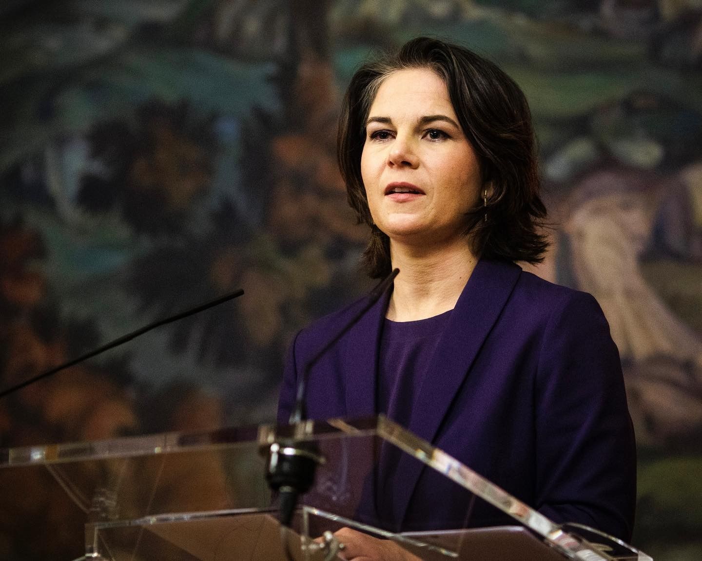 Німеччина заявила, що наразі не розглядає надання Україні винищувачів. У НАТО поставки не виключають