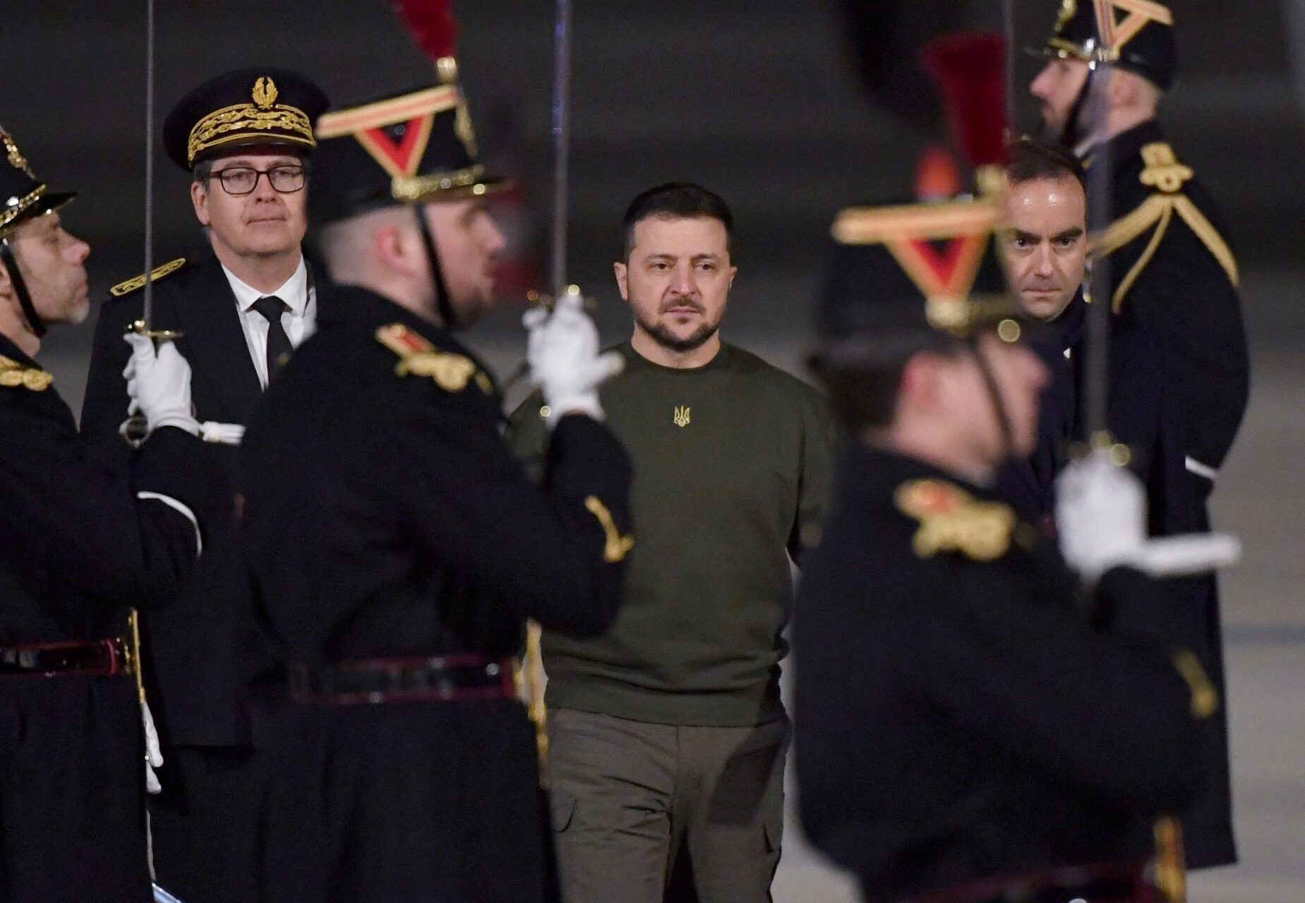 Президент Володимир Зеленський прибув до Франції