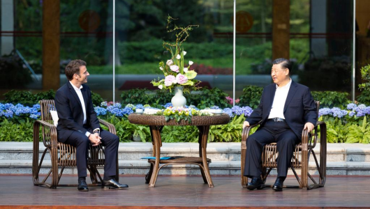 Сі Цзіньпін провів неофіційну зустріч із президентом Франції Е. Макроном у Ґуанчжоу