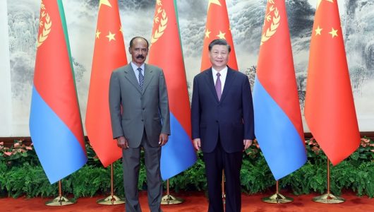 Голова КНР Сі Цзіньпін зустрівся з президентом Еритреї Ісайясом Афеворком у Пекіні