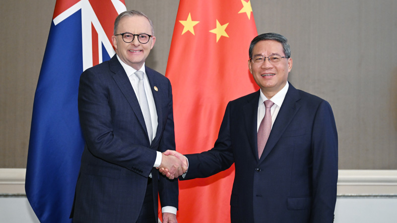 Прем’єри Китаю та Австралії домовилися продовжити відновлення двосторонніх відносин