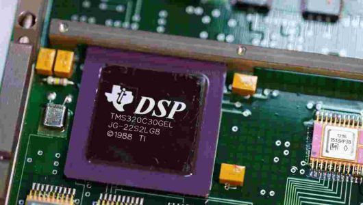 Британці виявили сотні компаній, які постачають росії мікрочипи