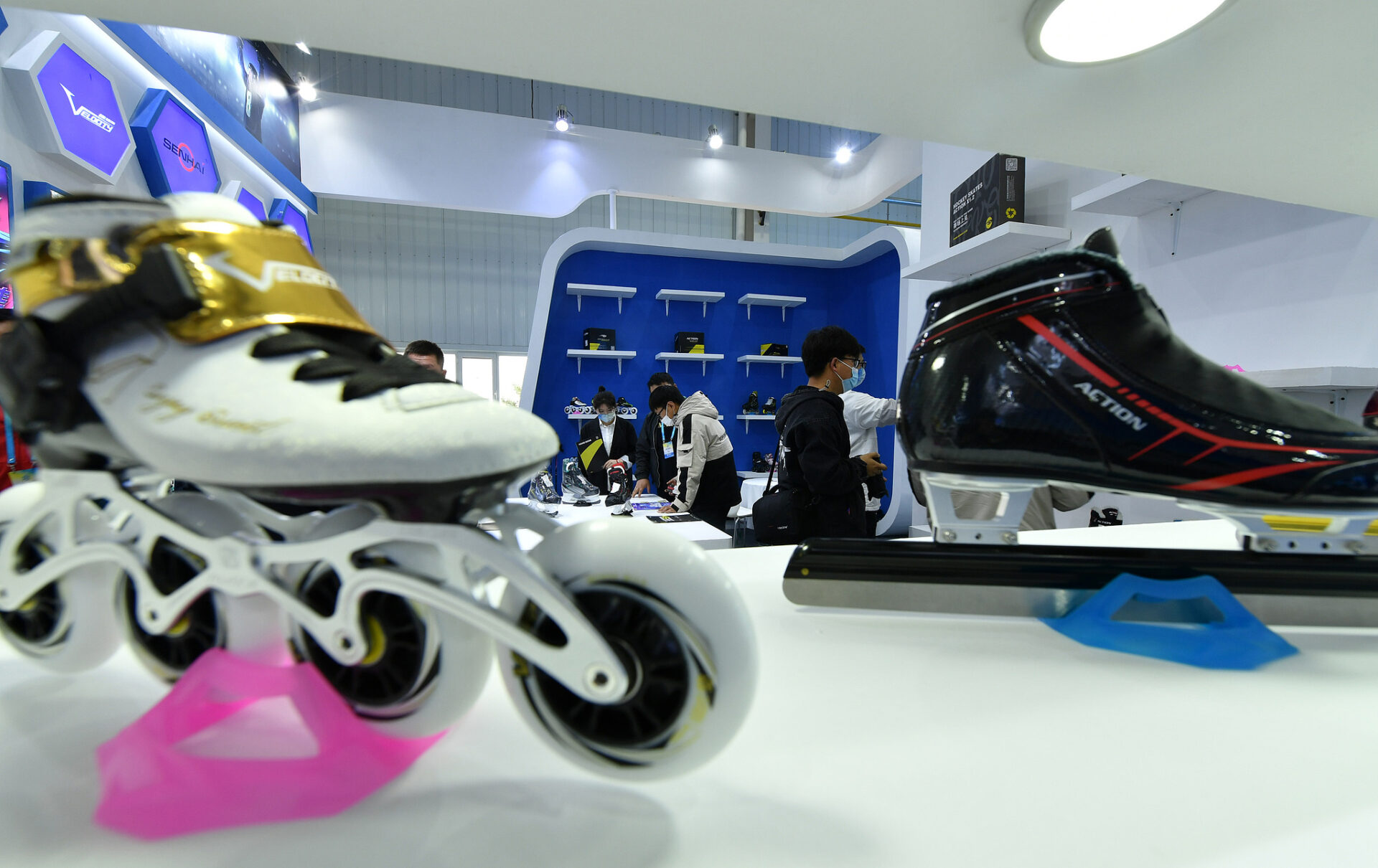 Інтерес до зимового спорту вплинув на виробництво товарів у Китаї