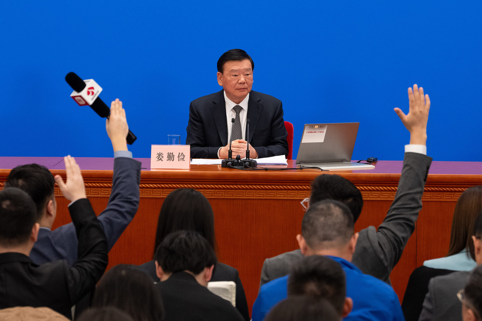 Частка оборонних витрат Китаю щодо ВВП нижча за середньосвітовий показник