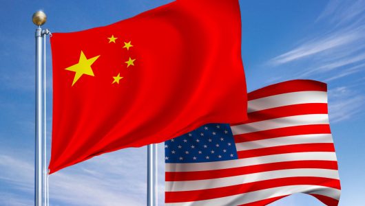 Американські ЗМІ знову обговорюють «надлишкові потужності Китаю», але зустрічаються з критикою