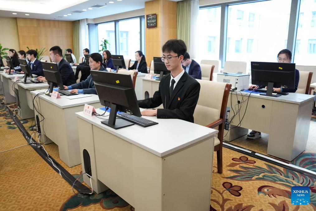 Депутати ВЗНП внесли 269 законодавчих ініціатив на розгляд щорічної сесії