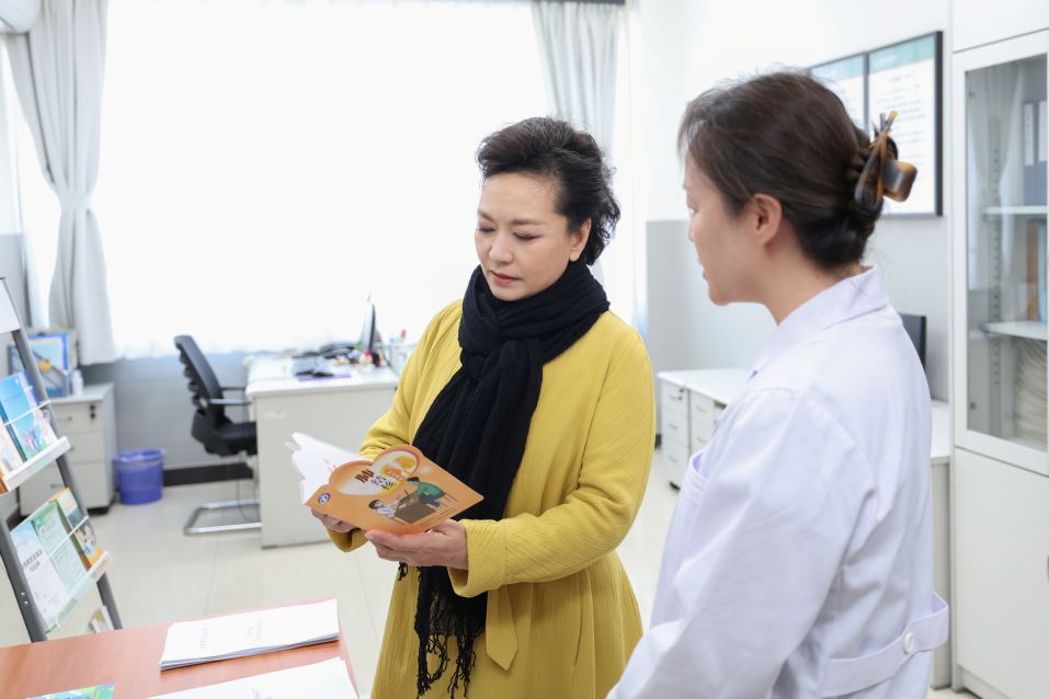 Пен Ліюань закликала до активізації зусиль із профілактики та лікування туберкульозу з метою покласти йому край