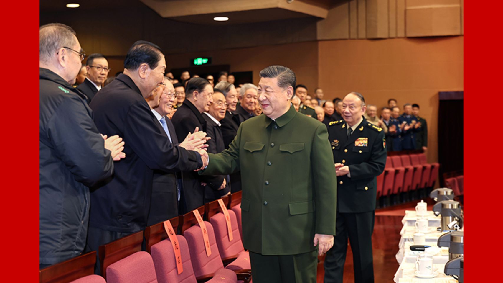 Сі Цзіньпін привітав ветеранів НВАК із настанням Свята Весни