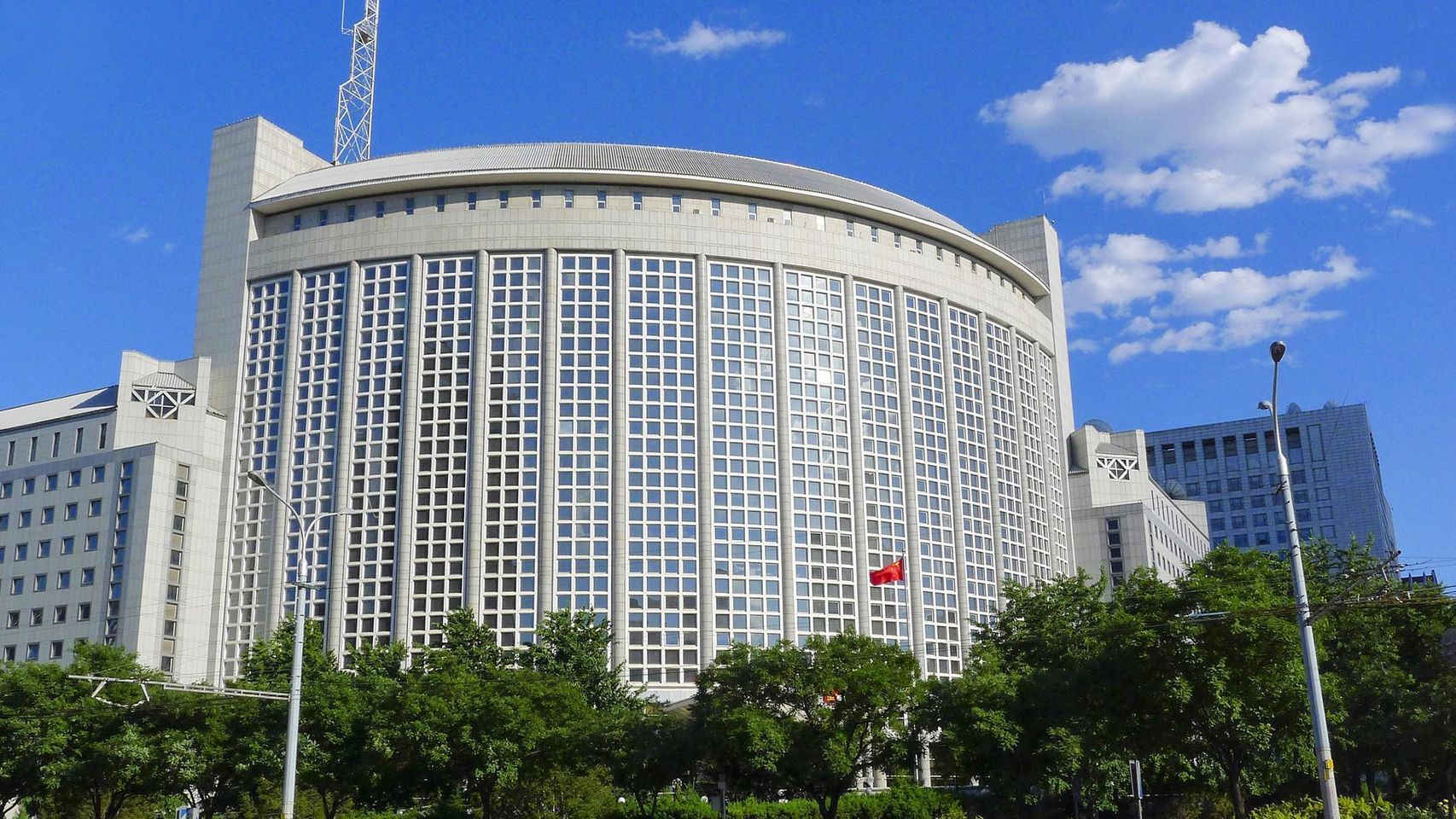 Перша нарада старших посадових осіб у Гуанчжоу ознаменувала початок року головування Китаю в АТЕС