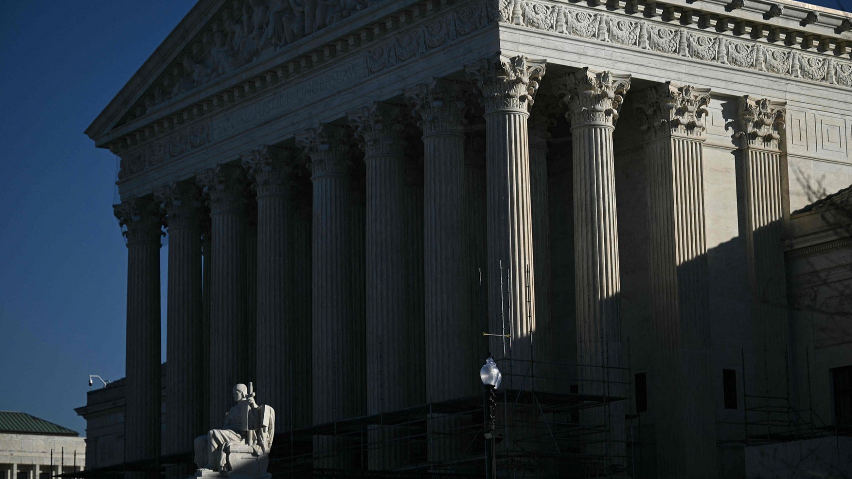 Опитування CGTN | Найвищі тарифи створюють найбільший торговий дефіцит: понад 90% респондентів вважають тарифну політику Трампа провальною