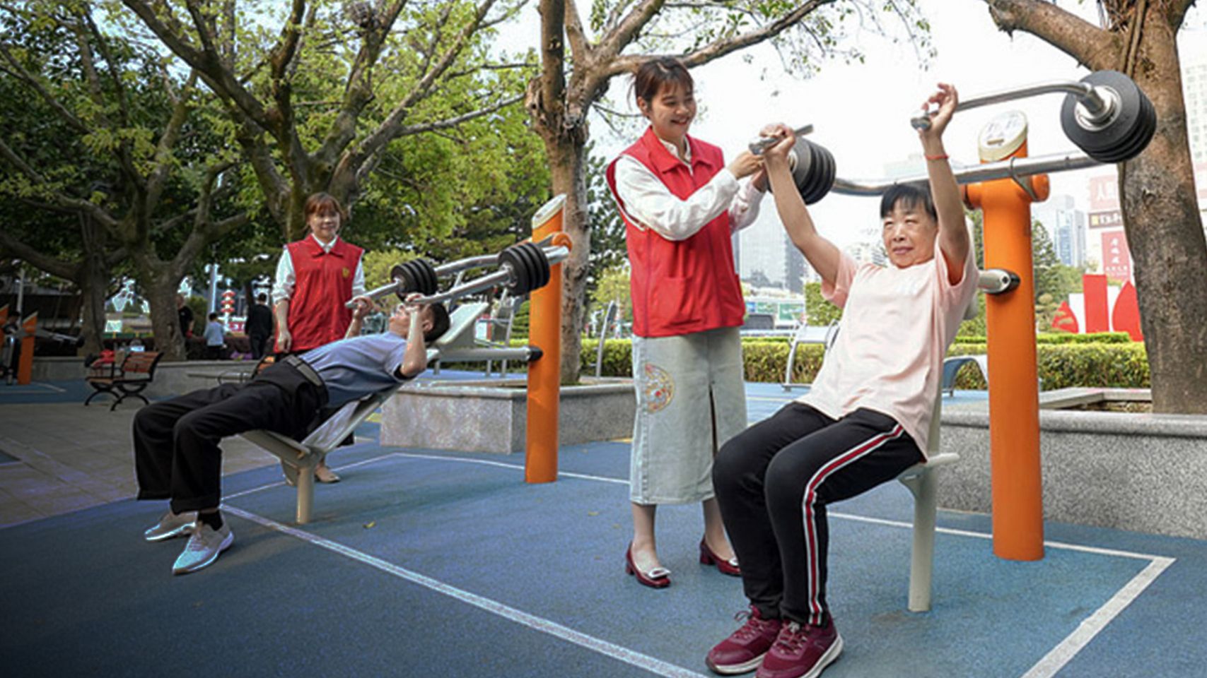 Сприяти досягненню вирішального прогресу у побудові «Здорового Китаю» в період 15-ї п’ятирічки