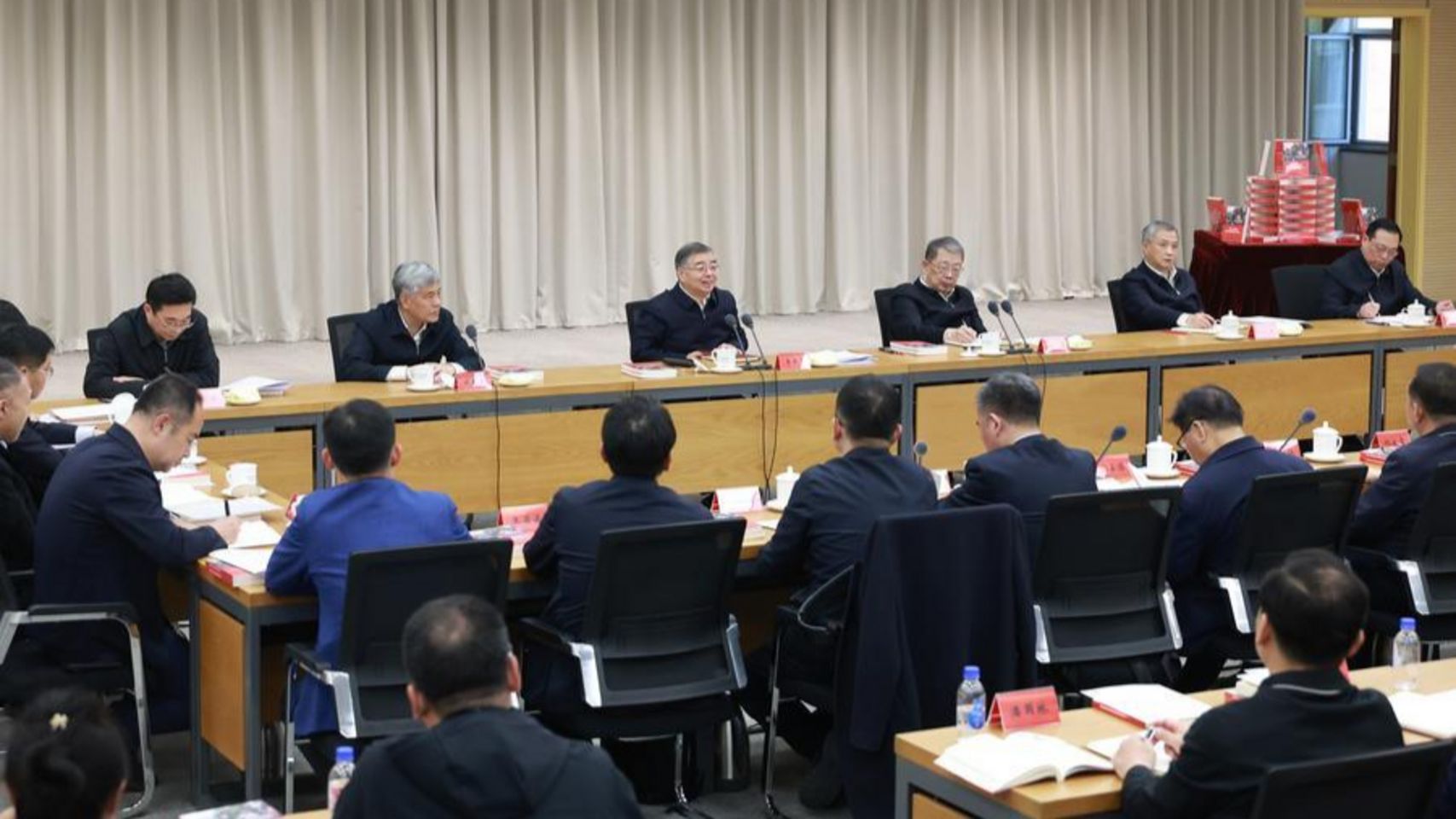 У Пекіні відбувся симпозіум, присвячений виходу книги «Перемога у боротьбі з бідністю під керівництвом генерального секретаря Сі Цзіньпіна»