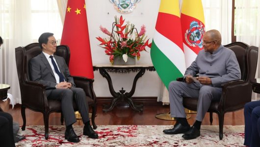 Заступник голови КНР закликав до поглиблення співпраці з Сейшельськими Островами