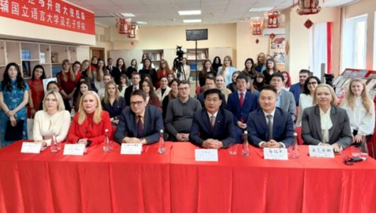 У Києві відбулася церемонія нагородження переможців конкурсу з перекладу з китайської мови для учнів середніх та вищих навчальних закладів