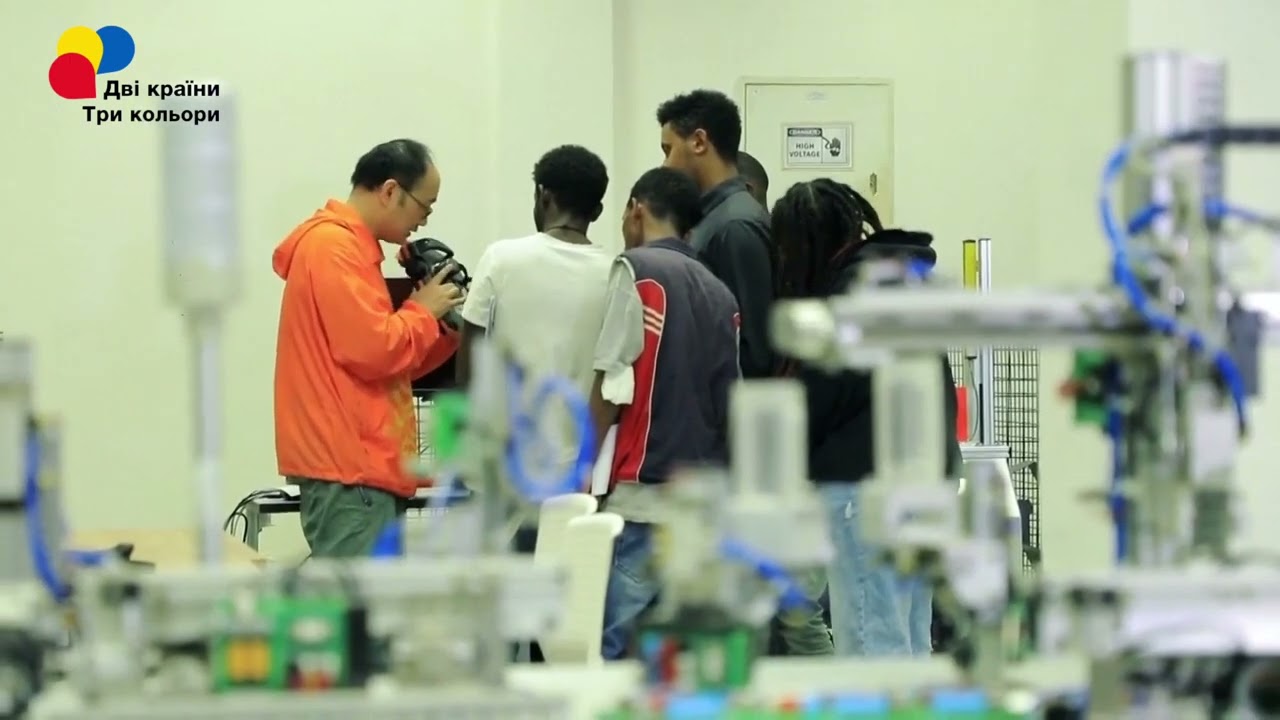 Біжу Табу Калонга, голова податкового бюро Луалаби Демократичної Республіки Конго (ДРК): “Три глобальні ініціативи” відкрили шлях для обміну думками та діалогу між країнами