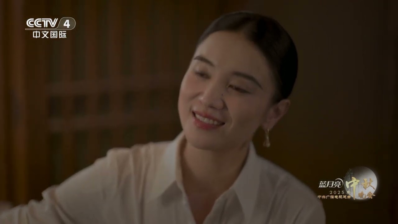 Гала-концерт CMG, присвячений Святу середини осені | Пісня «Ніхто не зрівняється з тобою»