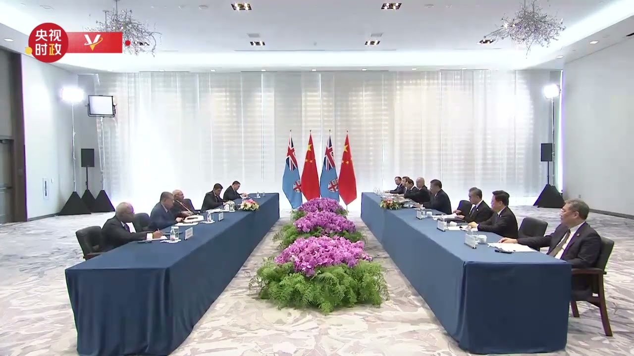 Голова КНР Сі Цзіньпін зустрівся з прем’єр-міністром Фіджі