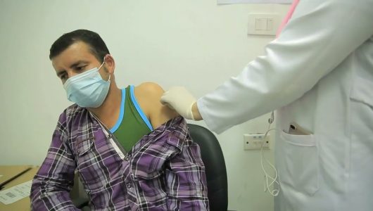 Китай надав світу понад 2,2 мільярда доз: Китайські вакцини, що борються з вірусом, допомагають глобальній війні з “епідемією”