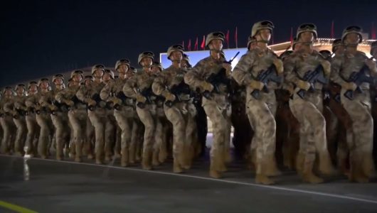 На площі Тяньаньмень відбулася перша комплексна репетиція урочистостей на честь 80-річчя перемоги у Війні опору китайського народу японським загарбникам та Перемоги у Світовій антифашистькій війні