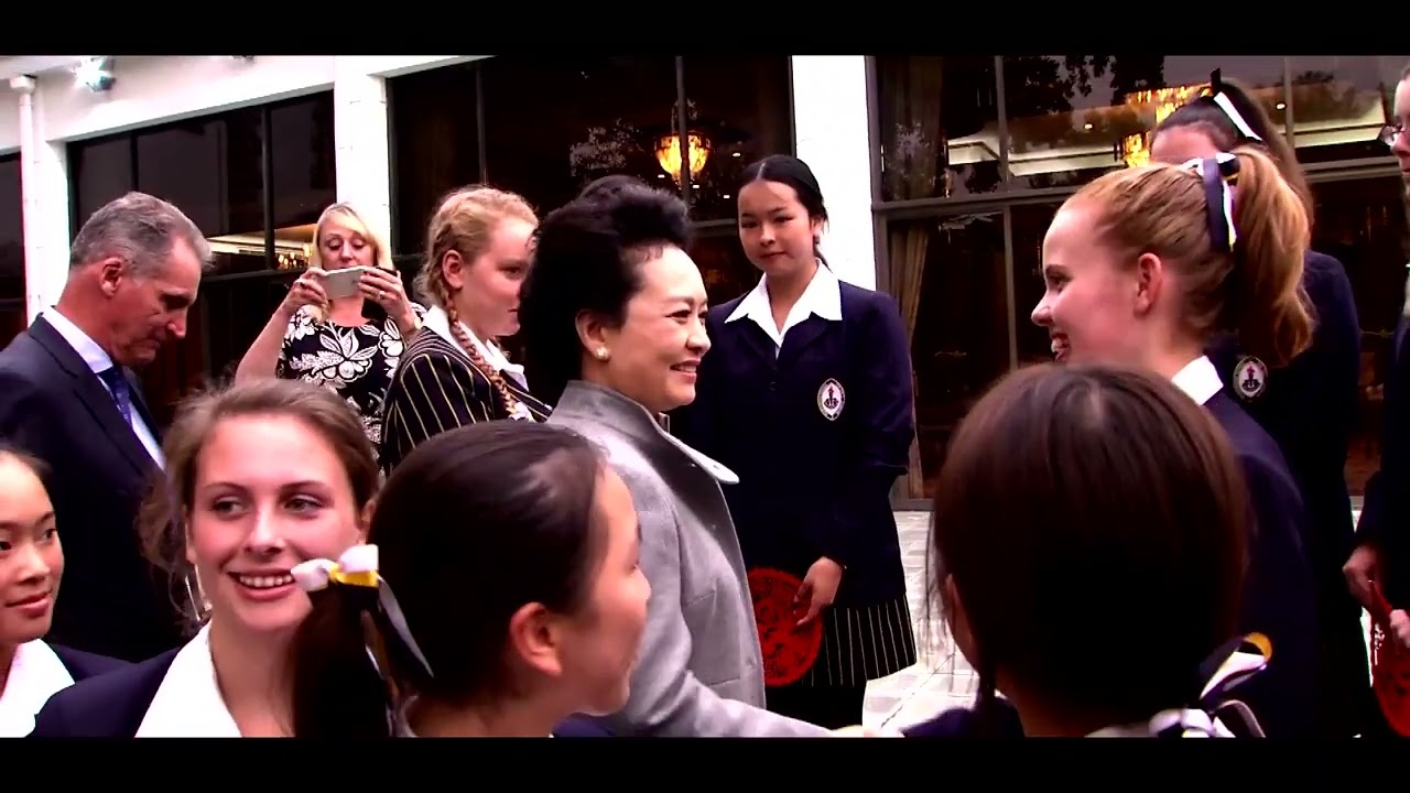 Пен Ліюань відвідала штаб-квартиру ЮНЕСКО та зустрілась із її генеральною директоркою Одрі Азулай