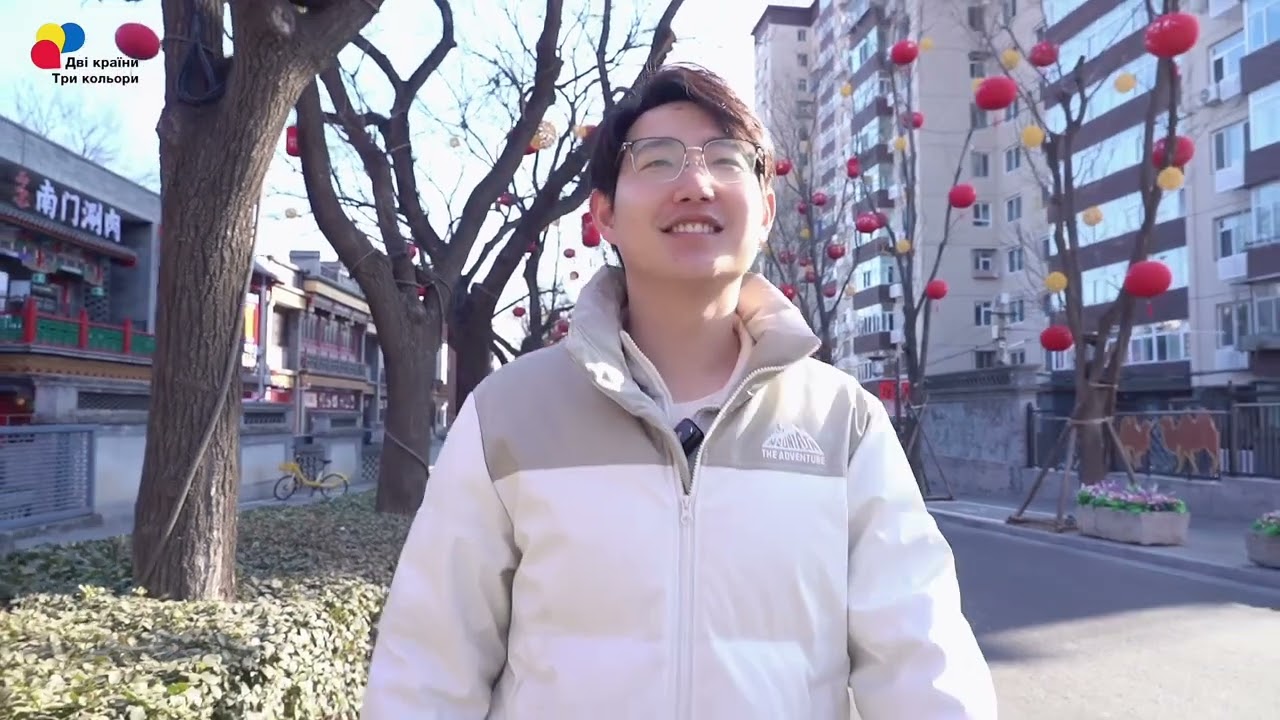 Прогуляємося разом по жвавому магазину у Пекіні