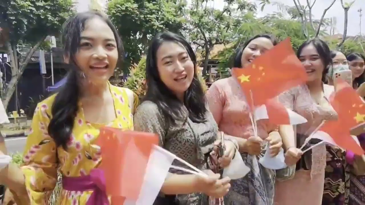 Сі Цзіньпін відбув до Таїланду після участі в саміті G20