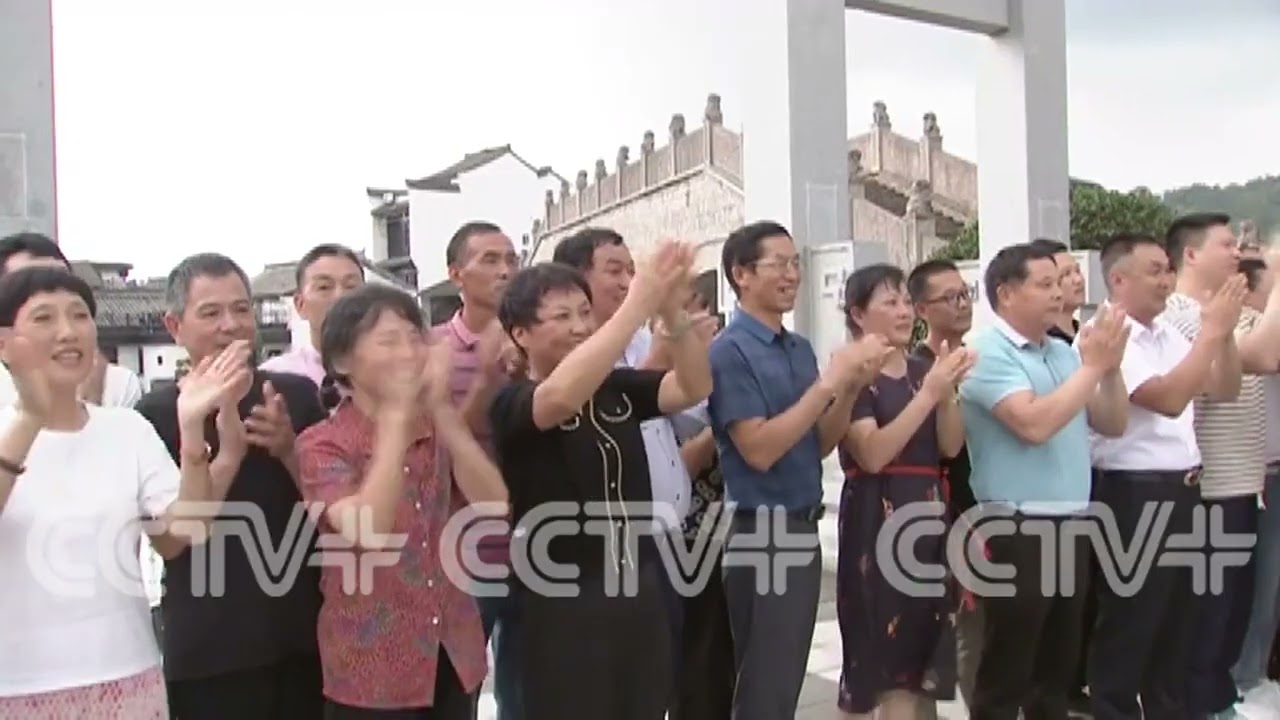 Сі Цзіньпін відвідав з інспекцією східне місто Шаосін