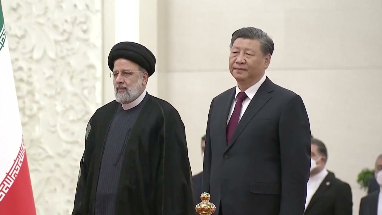 Сі Цзіньпін влаштував церемонію привітання на честь президента Ірану Ебрахіма Раїсі