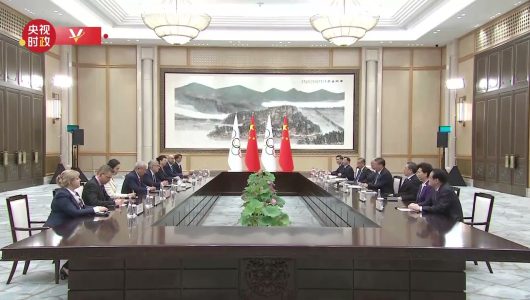 Сі Цзіньпін зустрівся із президентом МОК