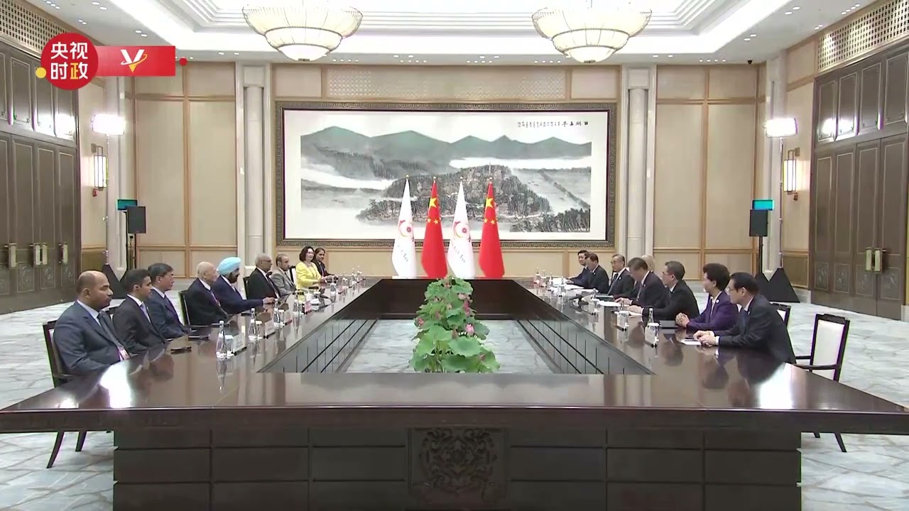 Сі Цзіньпін зустрівся з виконувачем обов’язків президента Олімпійської ради Азії