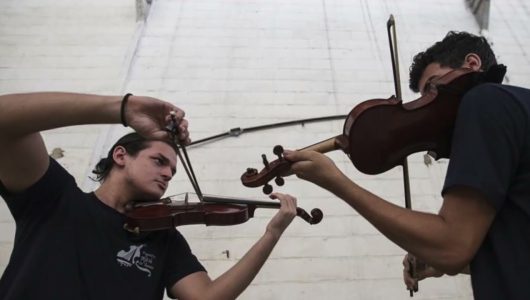 Симфонічний оркестр у нетрях