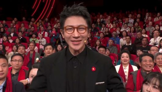 【У прямому ефірі: супер ніч CGTN — спеціальний випуск до свята Весни 2024 року】Фокуси з картами “Разом зустрічаємо Новий рік”