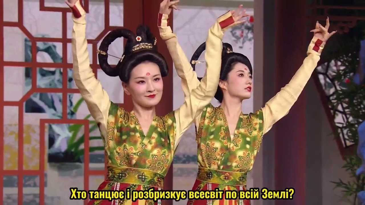 【У прямому ефірі: Супер ніч CGTN — спеціальний випуск до свята Весни 2024 року】П’ять тисяч років одягу ханьфу