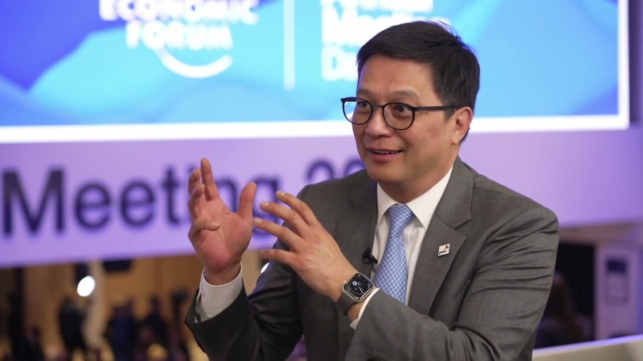 Ведуча CGTN Тянь Вей, яка перебуває в Давосі, взяла інтерв’ю у Раймунда Чао, голови компанії PwC в Азіатсько-Тихоокеанському регіоні