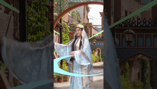 Як красиві: жіночі костюми у сіньцзянському стилі