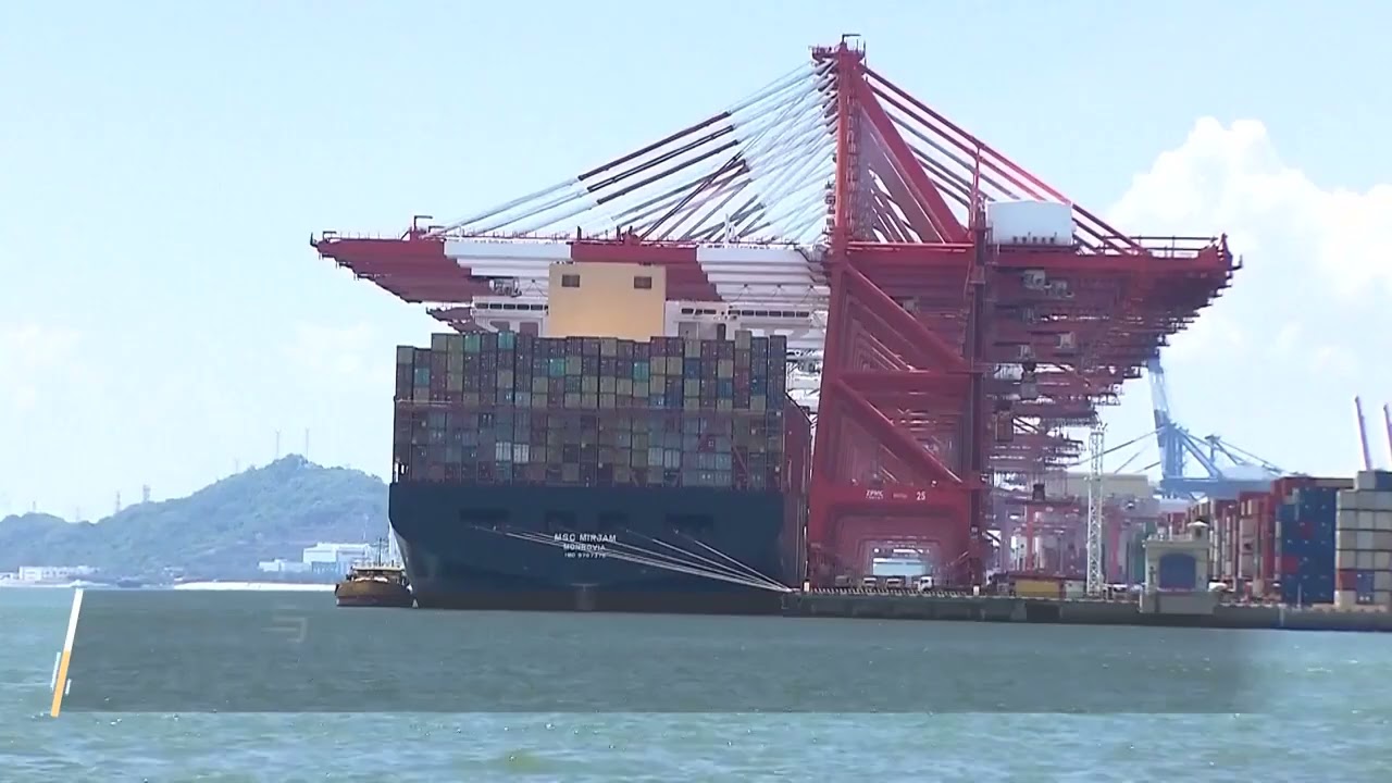 Який внесок робить економіка Китаю у світову економіку?