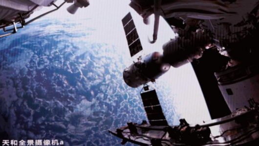 Пілотований корабель «Шеньчжоу-23» успішно стикувався з основним модулем китайської орбітальної станції «Тяньґун»