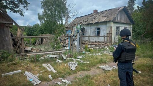 На Сумщині агресор зруйнував будинки, є постраждалі