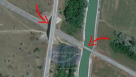 В Криму дрони завдали удару по залізничному мосту — соцмережі