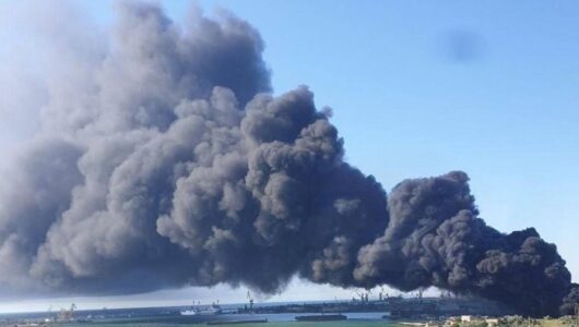 Крим піддався масованій атаці дронів, спалахнули пожежі
