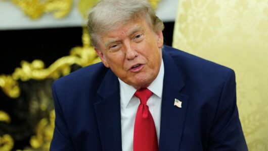 Трамп: Зеленський проявляє велику мужність у боротьбі за Україну