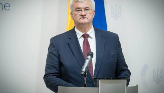 Сибига відвідає Корею та Японію