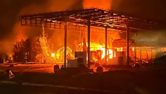 Масштабна атака дронів на Сумщину: десять українців постраждали